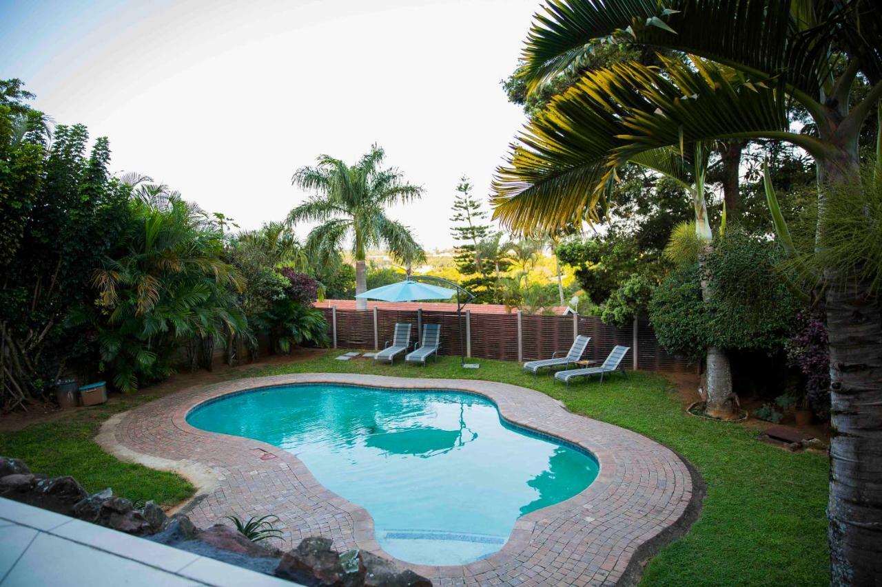Palmwood Guesthouse Amanzimtoti Exterior foto